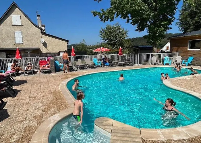 Kemp Avec Terrasse Pour 6 Pers. A - Api-1-52-497 *