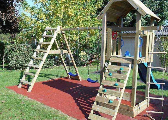 Kemp Avec Terrasse Pour 6 Pers. A - Api-1-52-497 Gurmençon